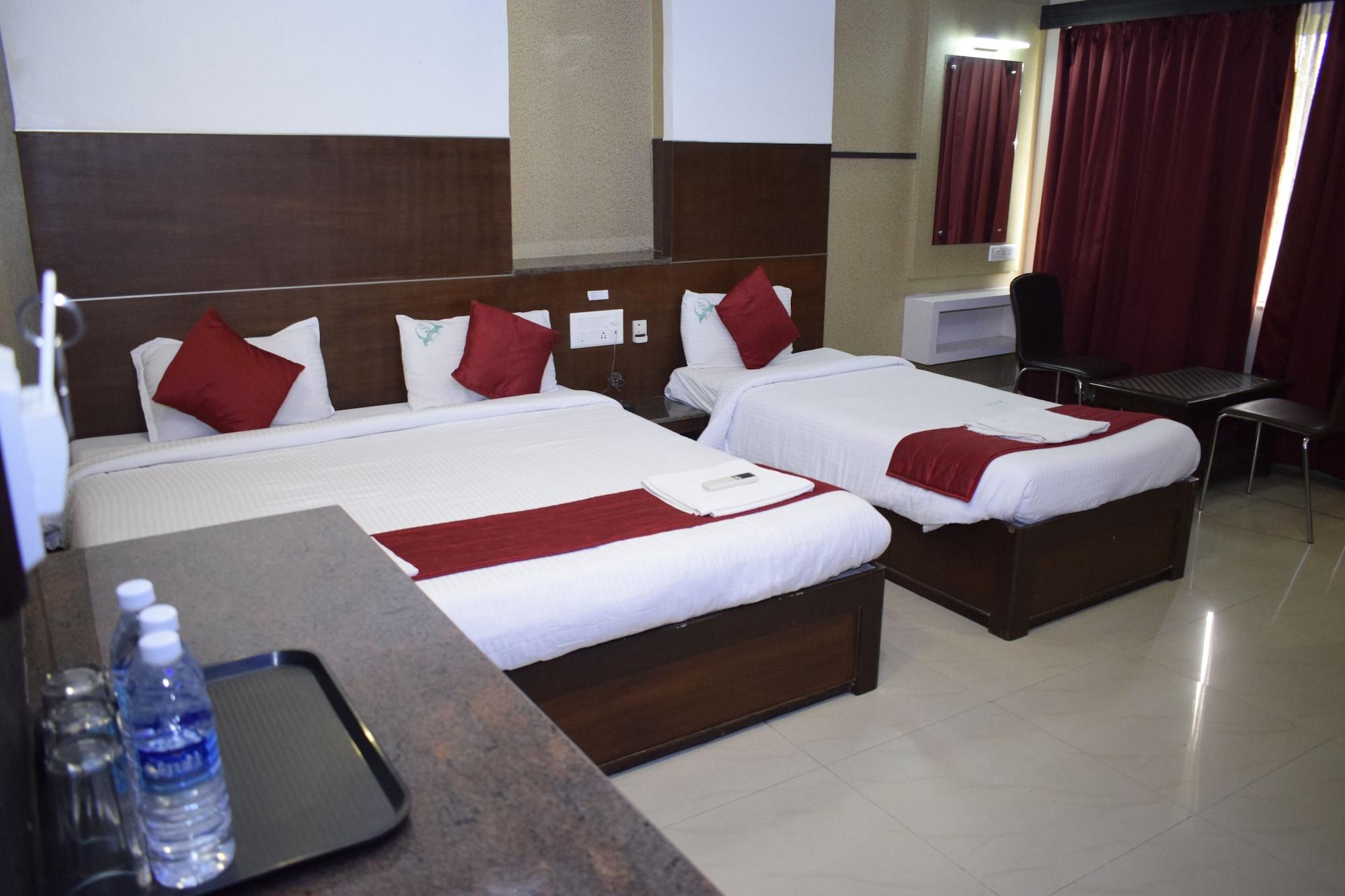 Hotel Sumith Palace Pondicherry Dış mekan fotoğraf