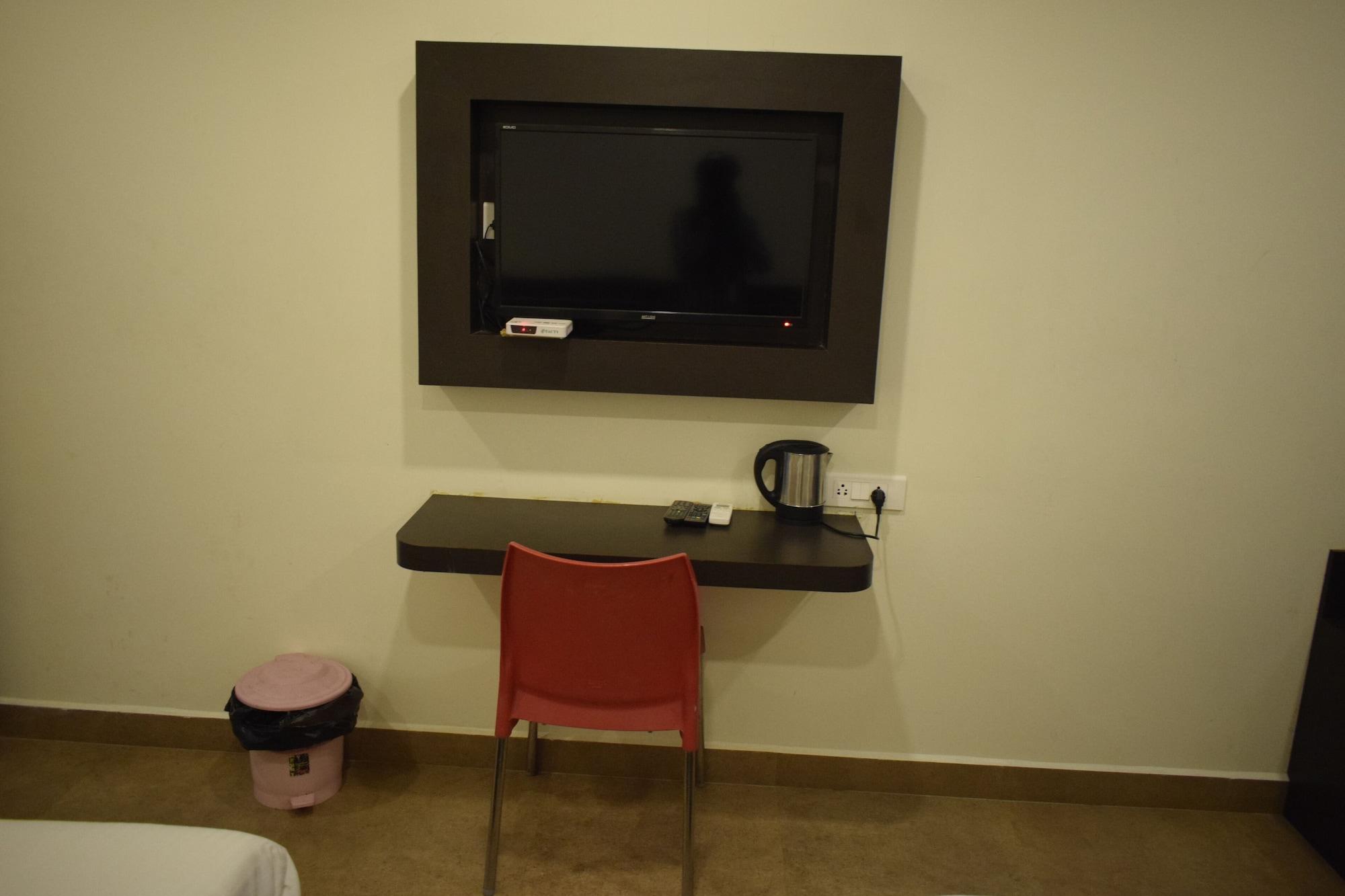 Hotel Sumith Palace Pondicherry Dış mekan fotoğraf