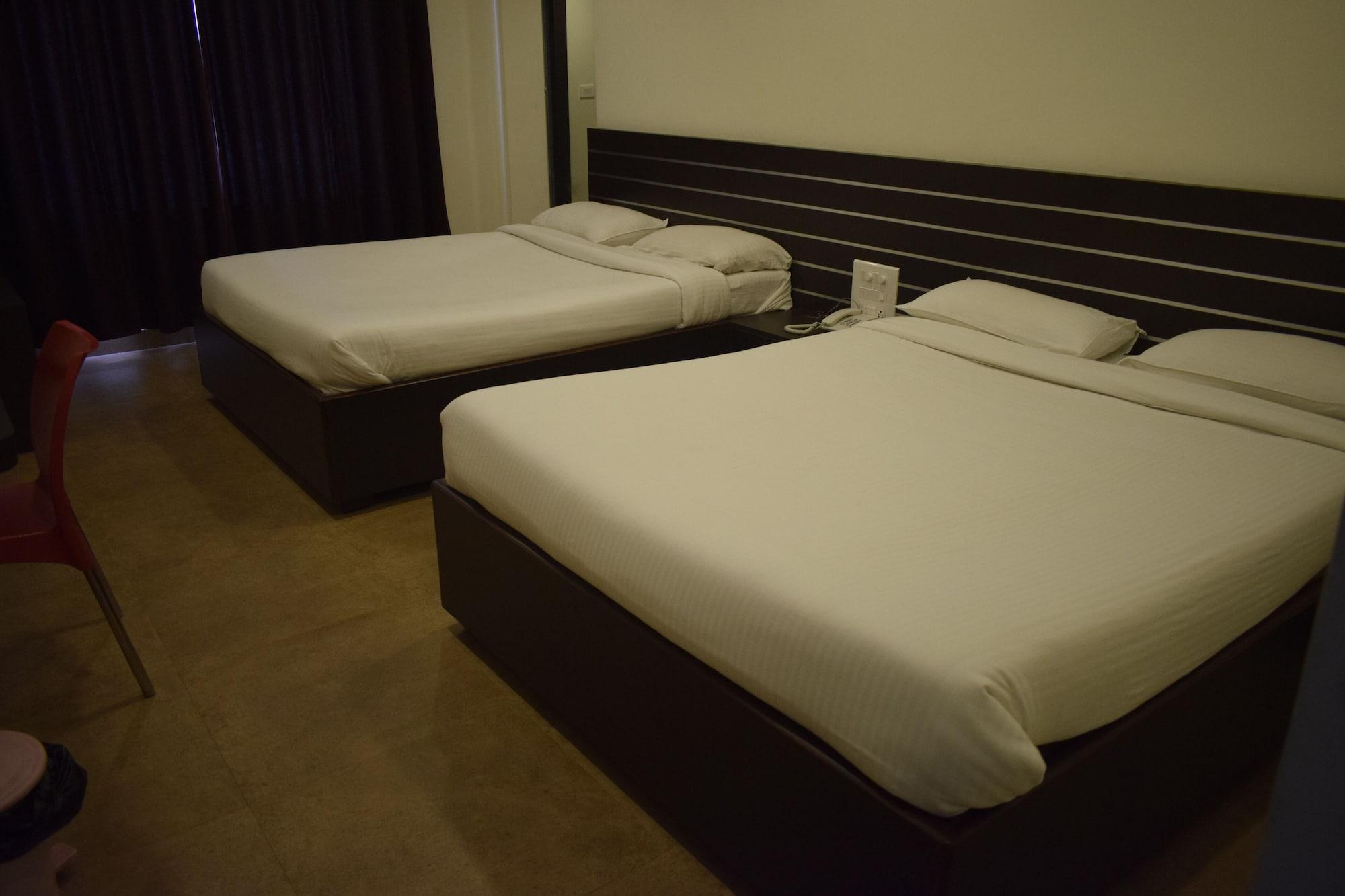 Hotel Sumith Palace Pondicherry Dış mekan fotoğraf
