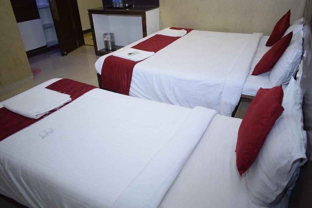 Hotel Sumith Palace Pondicherry Dış mekan fotoğraf