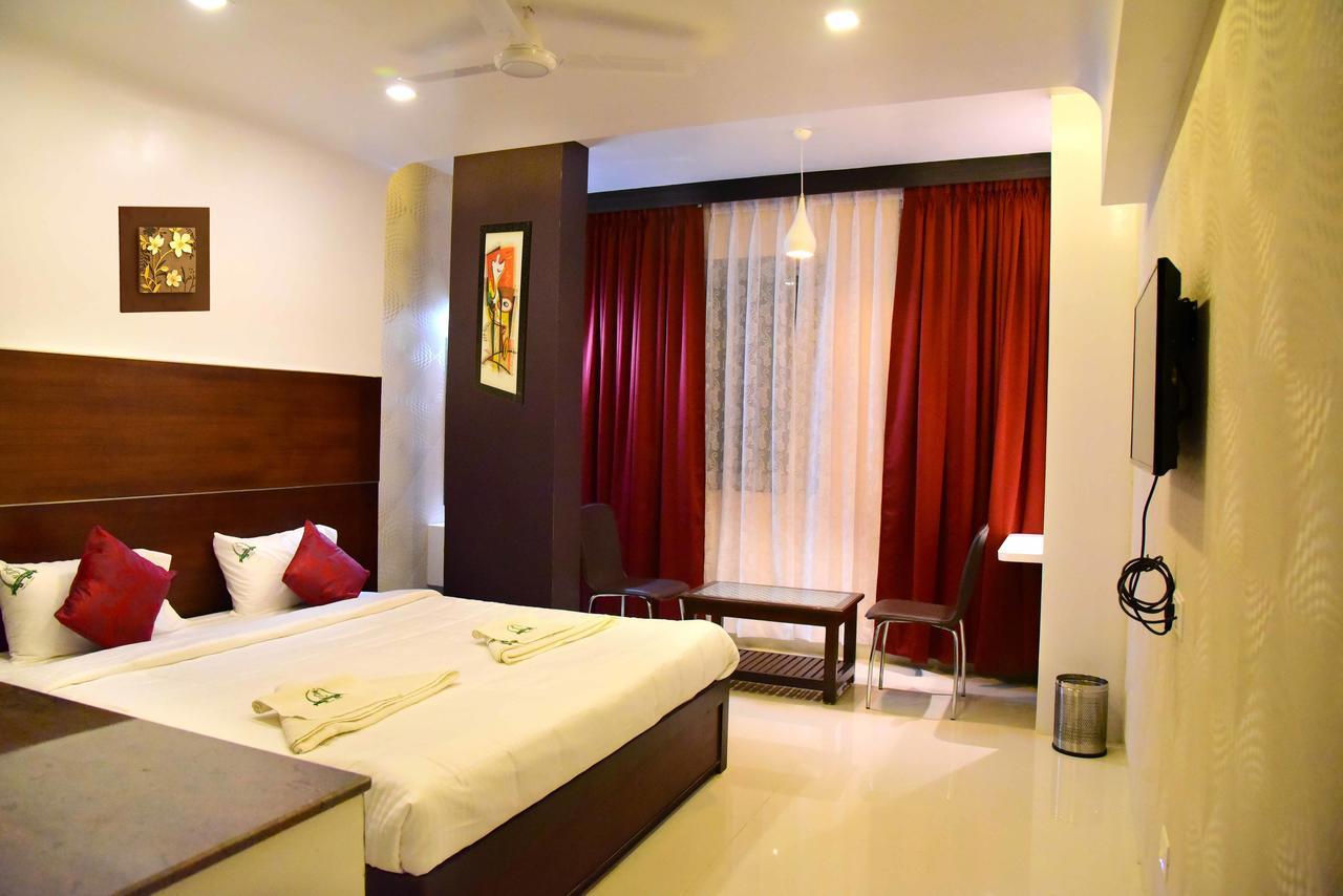 Hotel Sumith Palace Pondicherry Dış mekan fotoğraf