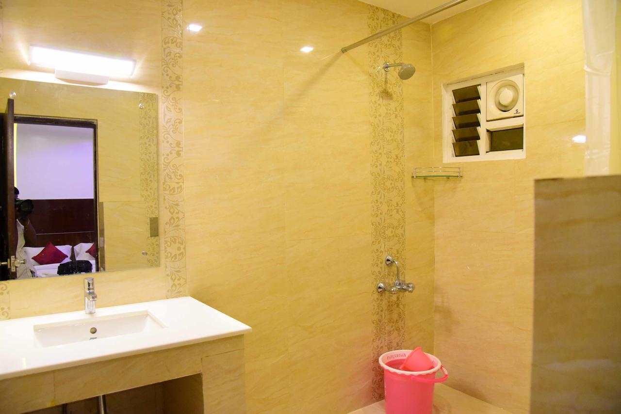 Hotel Sumith Palace Pondicherry Dış mekan fotoğraf