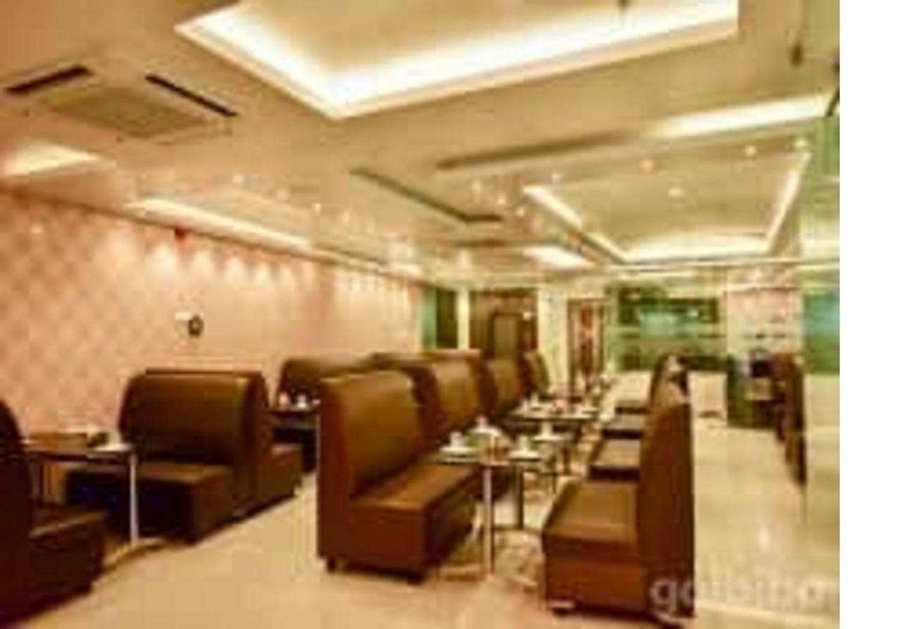 Hotel Sumith Palace Pondicherry Dış mekan fotoğraf